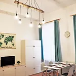 דירה Cozy Design - Near Keleti & Citypark *