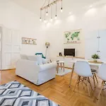 Apartman Cozy Design - Near Keleti & Citypark